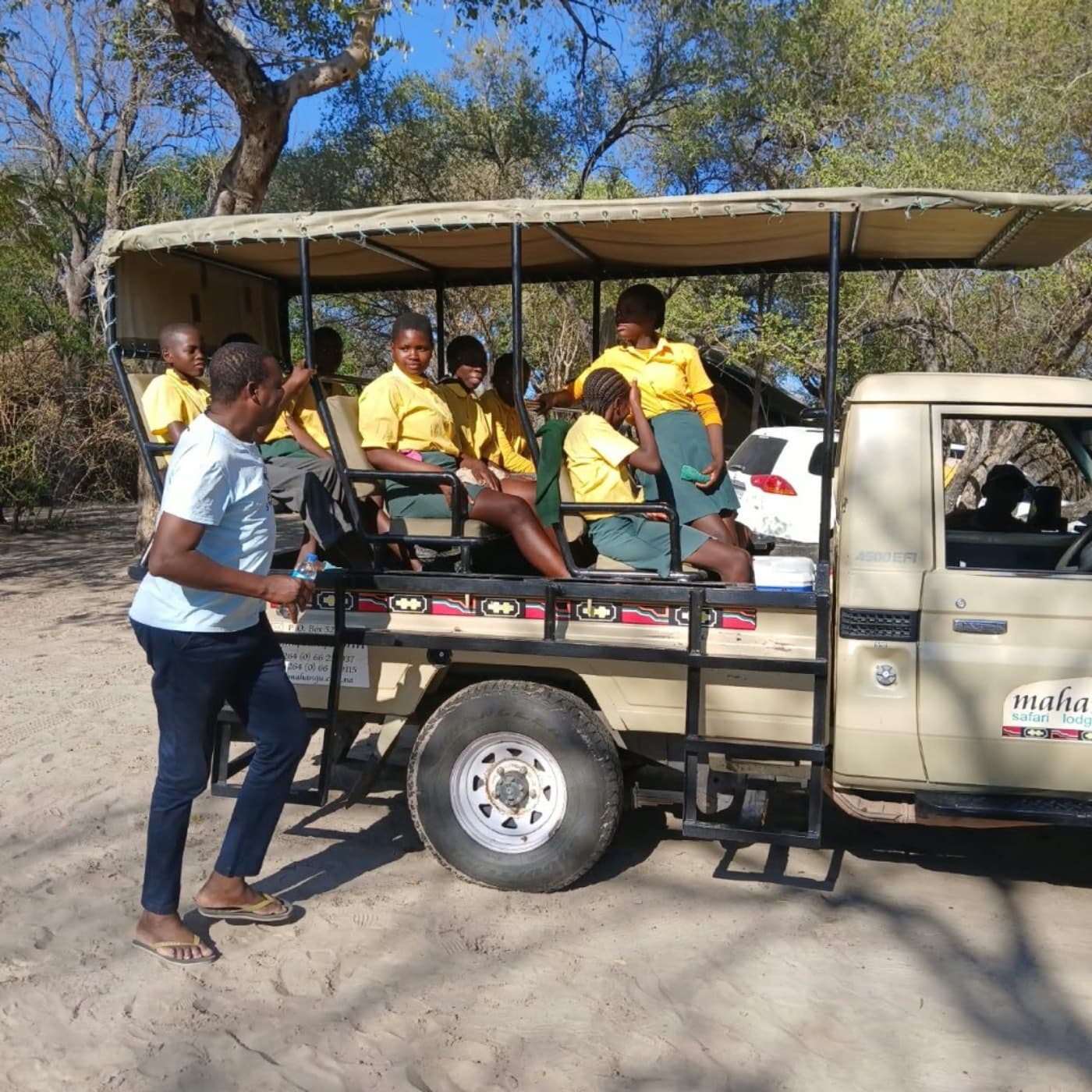Khaudum National Park with Prixon